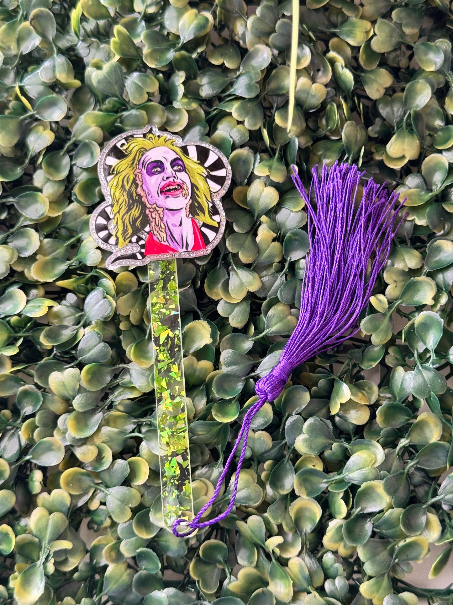 Acrylic Bookmark with Tassel – Stylish & Durable Page Holder
