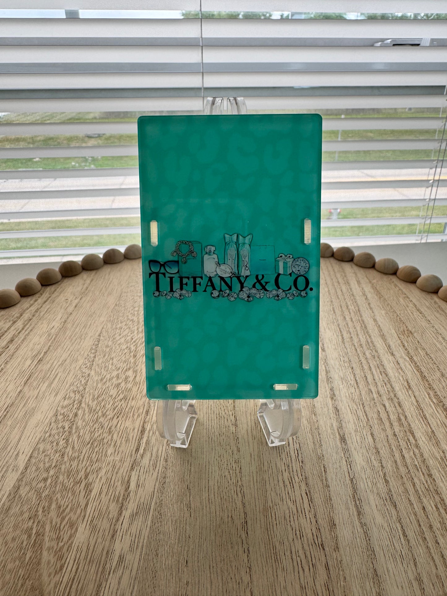 ACRYLIC PEN BOX