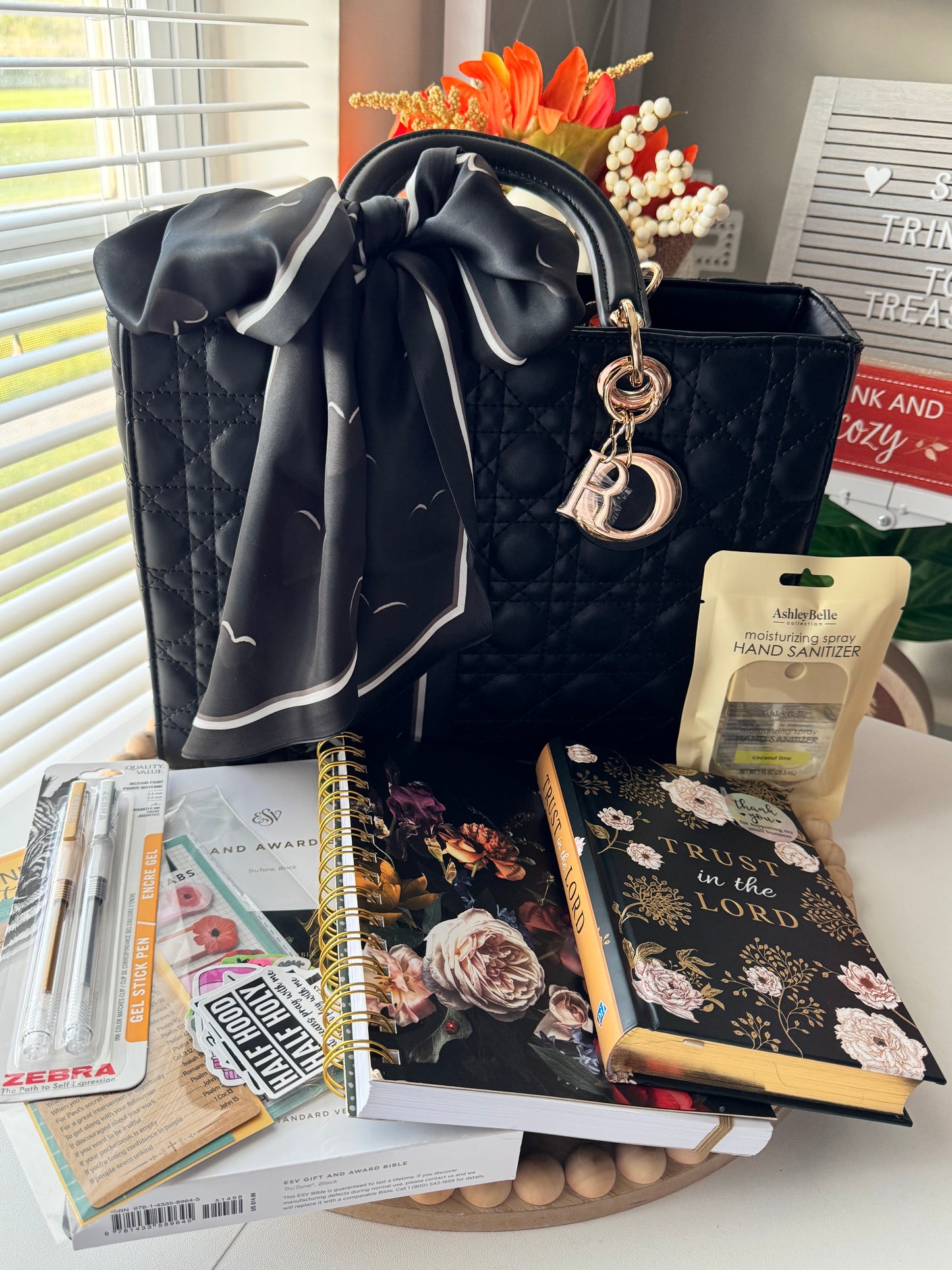 Everyday Faith Tote Bundle