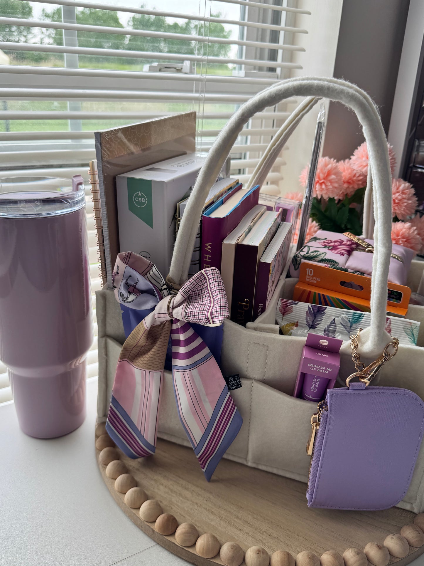 (IN) COURAGE Her To Pray Bible Tote Bundle ✨🤍