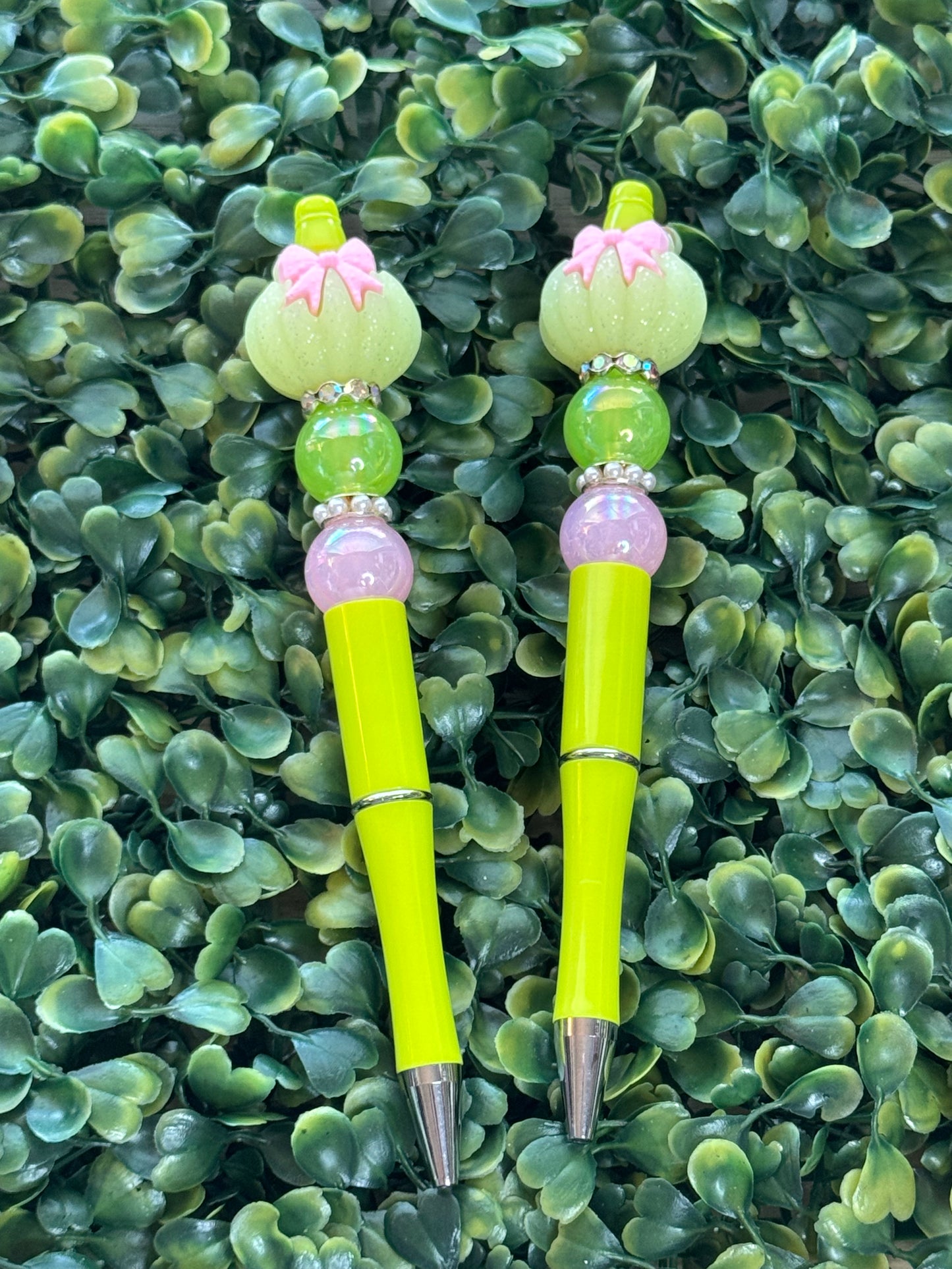 BOW BEADED PENS