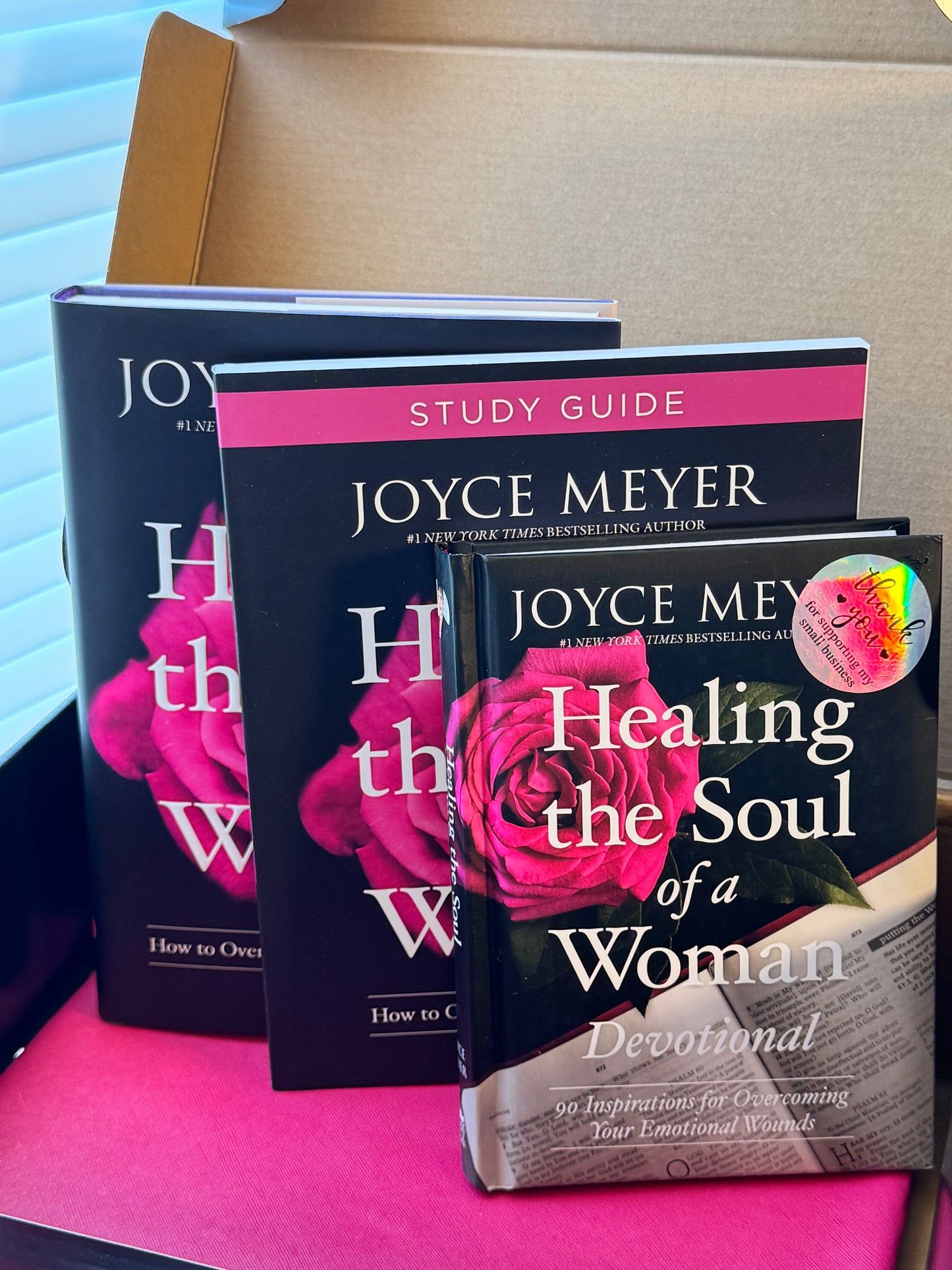 💛 Healing the Soul of a Woman – Book & Encouragement Bundle